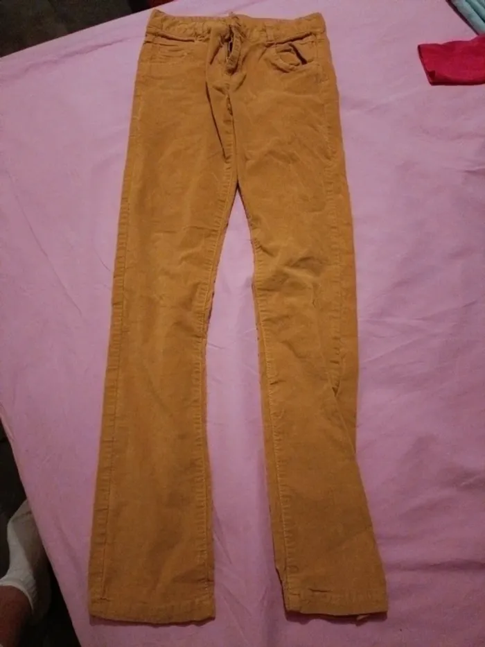 Pantalon velours moutarde 12 ans nky