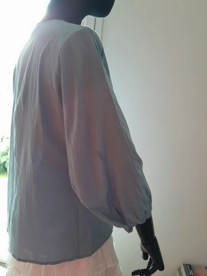 Blouse bleu avec broderie taille s vintage manches bouffantes - photo numéro 5