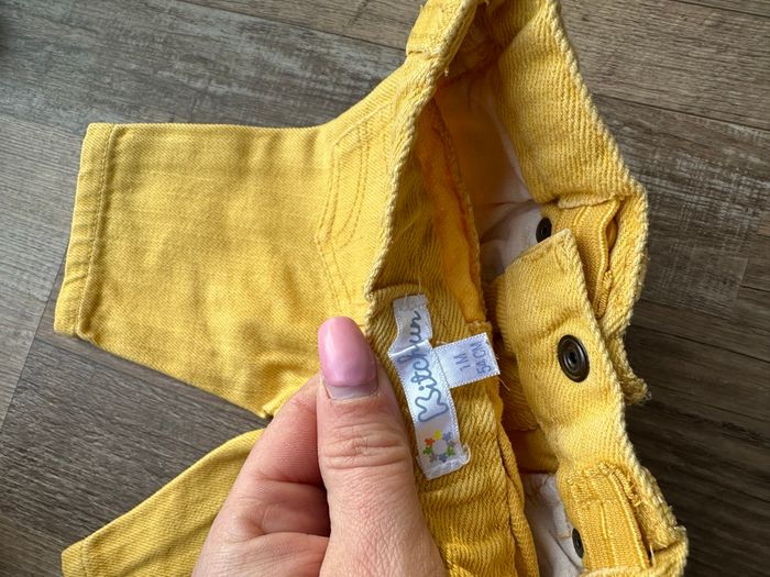 - Jeans Kitchoun     - 1 mois  - Très bon état - photo numéro 3