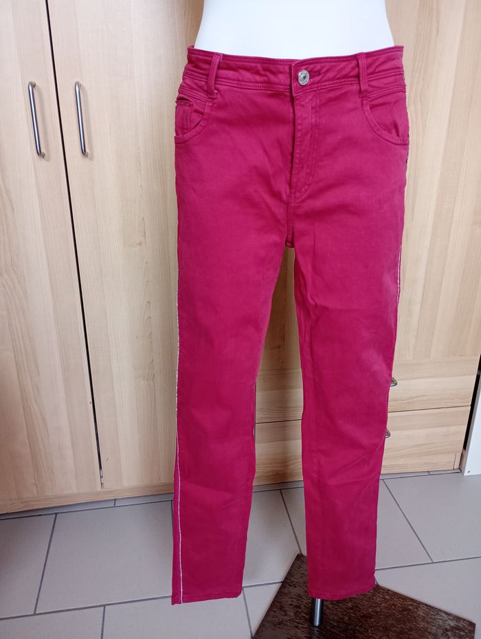 Pantalon rouge-rose