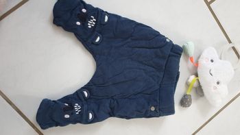 Pantalon 1 mois très bon état