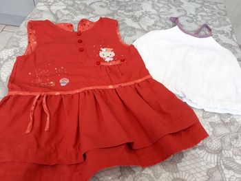 Robe rouge et haut blanc bébé fille