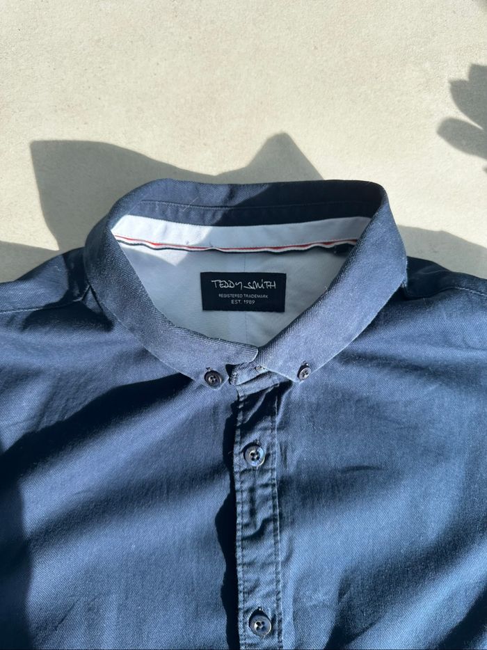 Chemise Teddy Smith bleu marine taille M 👔 - photo numéro 2