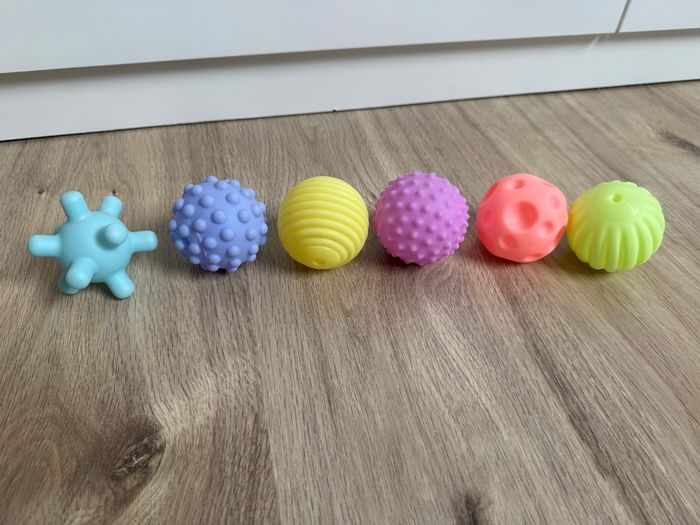 Lot balles éveils sensoriels