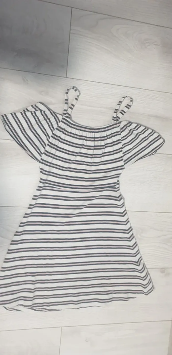 Robe rayée - photo numéro 2
