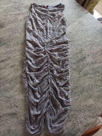 Robe en dentelles taille M remak