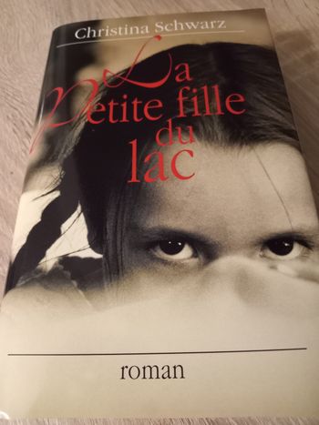 La petite fille lac