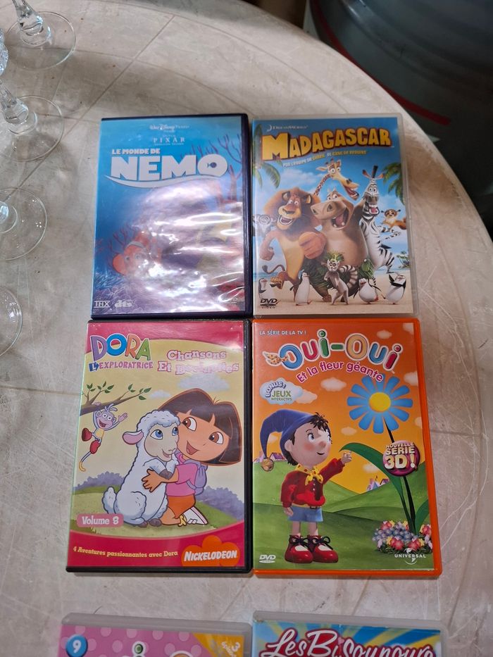 Lots  de 6 DVD pour enfants - photo numéro 3