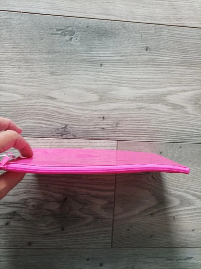 Jolie trousse d école rose neuve - photo numéro 3