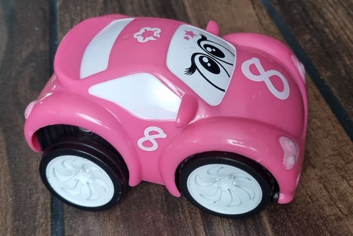 Voiture autotractée