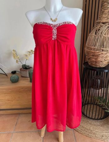 Robe bustier rouge neuve