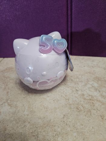 Lol surprise Hello kitty 50ans limité neuve