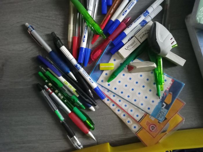Lot fournitures scolaires - photo numéro 4
