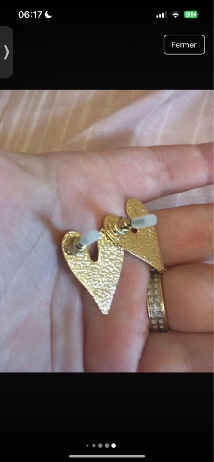 Boucles d’oreilles NEUVES pour femme en forme de cœurs 💛 couleur doré - photo numéro 6