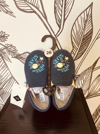 Pointure 26 pantoufles garçon Tex bleues * espace * 💙