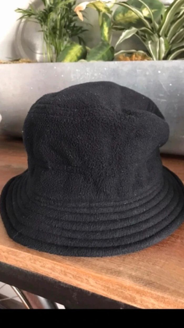 Chapeau noir, tout doux, comme neuf, taille 56 - photo numéro 2
