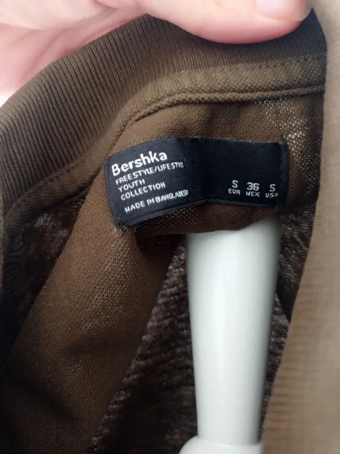 Polo vert kaki manches T.S Bershka - photo numéro 2