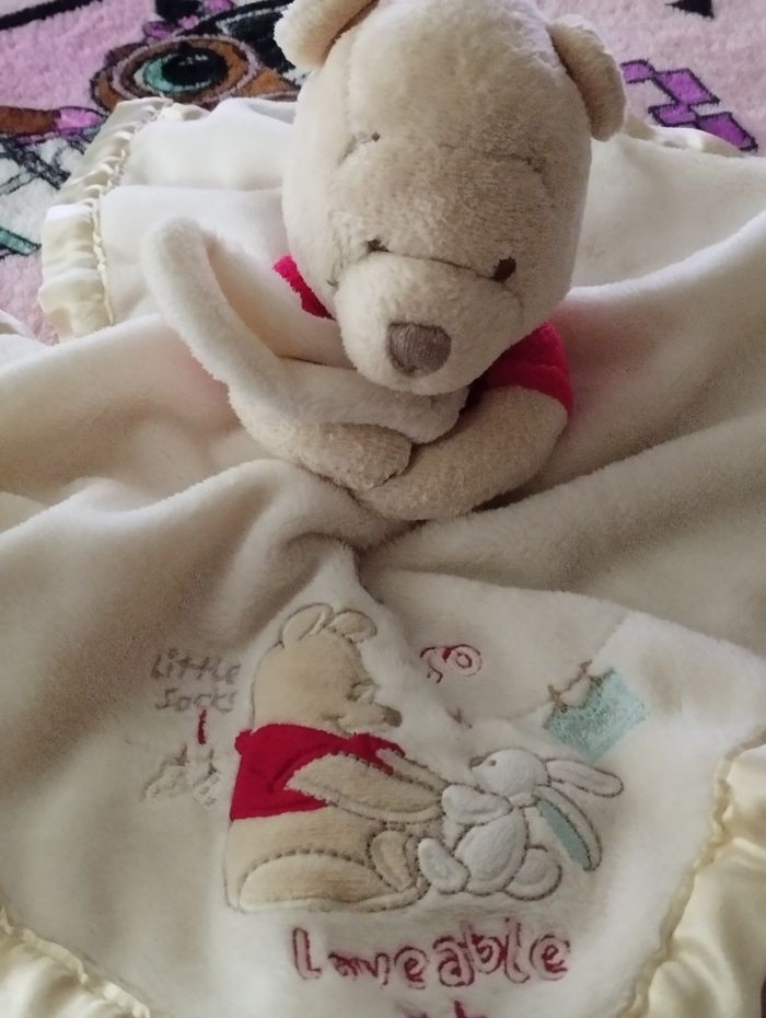 Doudou couverture jaune Winnie - photo numéro 2