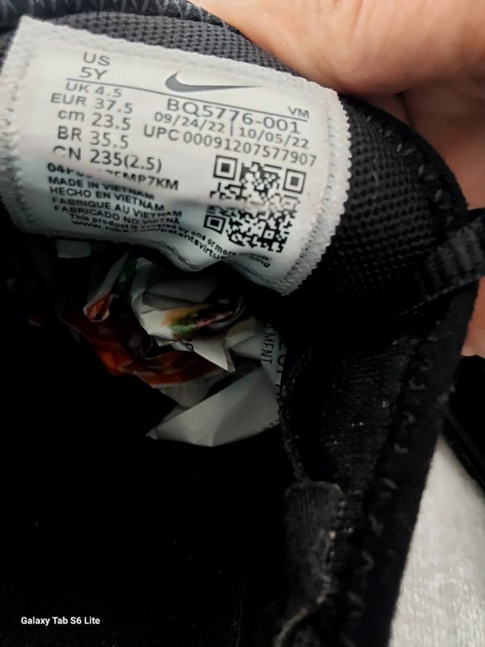 Basket Nike air garçon pointure 37,5 - photo numéro 11