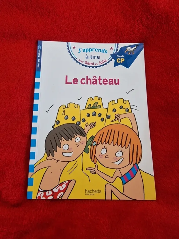 Livre j'apprends à lire le château