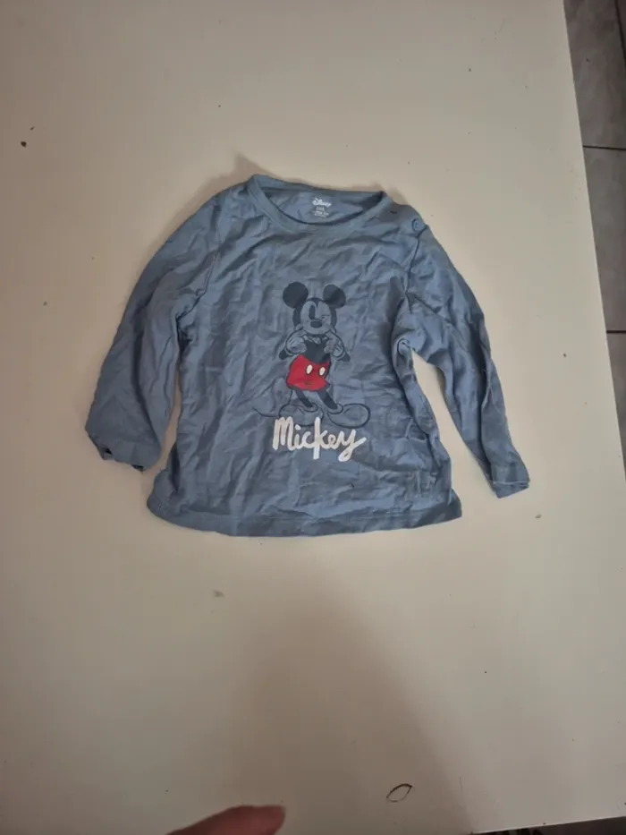 T-shirt à manches longues mickey 6 mois