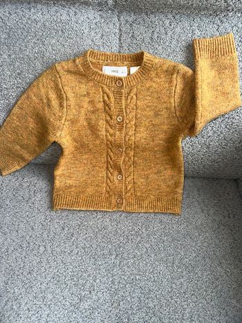 Gilet / cardigan chaud moutarde MANGO