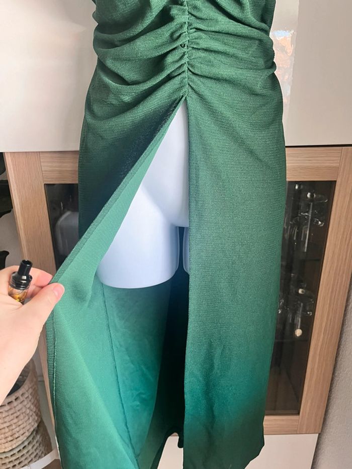Robe ouverte vert sapin Zara - photo numéro 3