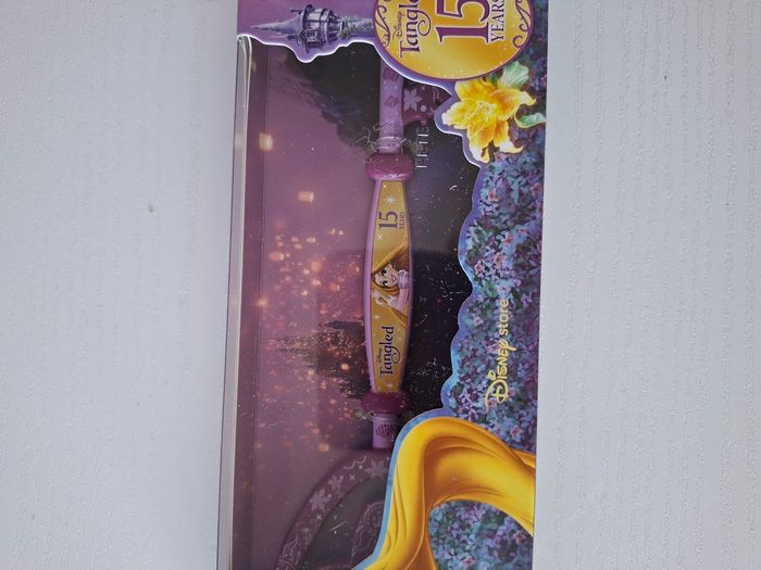 Clé Disney de collection 15ème anniversaire de Raiponce - photo numéro 4