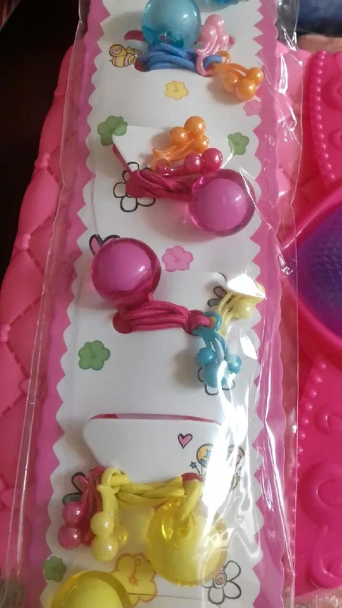 Petit sac rigide lumineux s'ouvre avec élastiques/chouchous cheveux - photo numéro 3