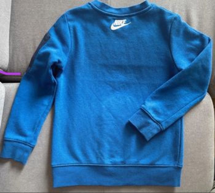 Joli Sweat NIKE 5/6 ans garçon - photo numéro 5
