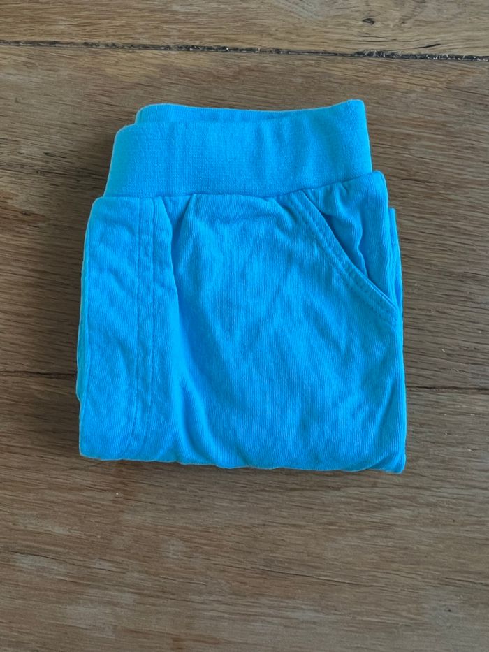 Short Prends ton pouce 6 mois - photo numéro 2