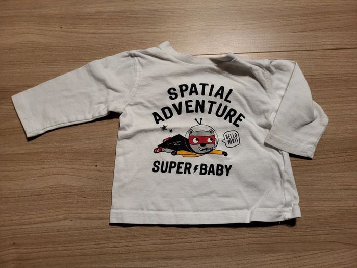 T-shirt manche longue taille 6 mois