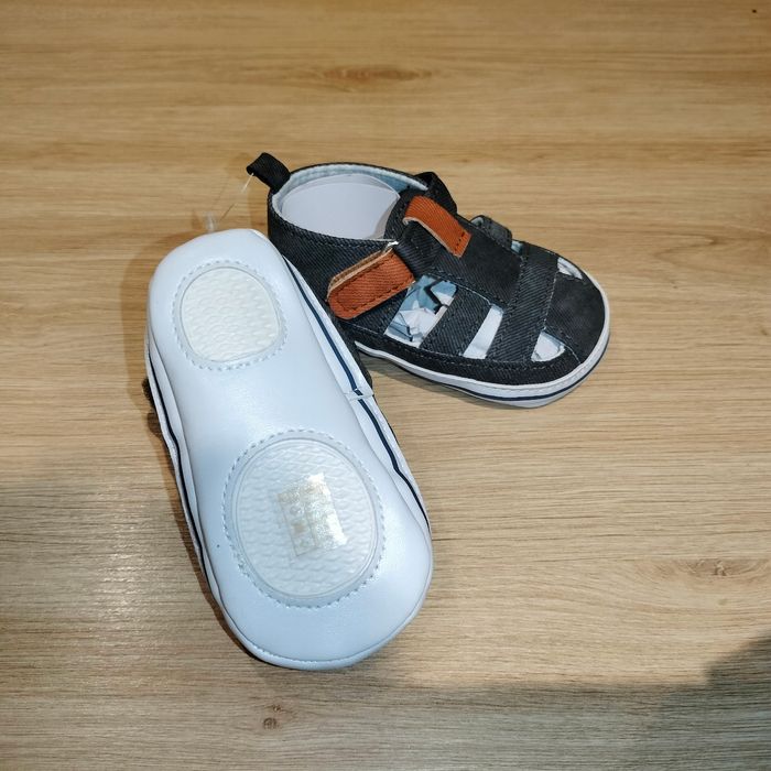 Lot chaussures bébé T18–19 – Disney, Mo, Lefties – Neufs - photo numéro 5