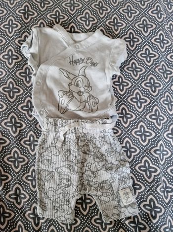 Bodies naissance avec short disney