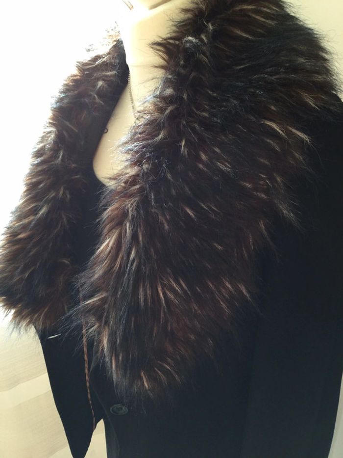 Tailleur veste et jupe - photo numéro 2