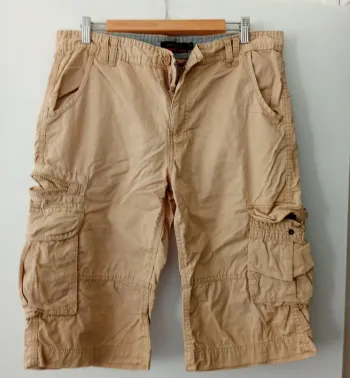 Short-pantacourt homme ⭐ très bon état ⭐ Taille M ⭐ pierre cardin