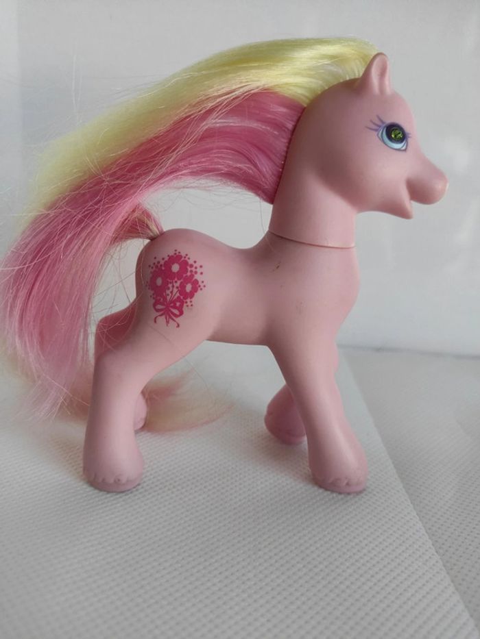 My little Pony G2 her Majesty great romance et accessoires - photo numéro 5