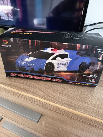 Voiture télécommandée neuve 