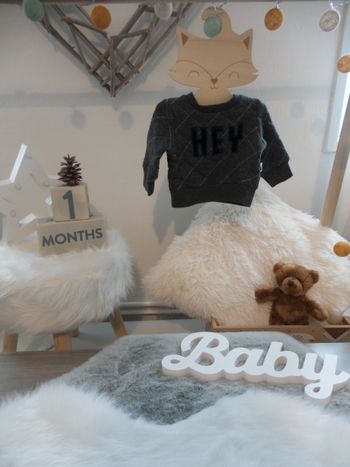 Jolie pull manche longue gris Hey kiabi bébé garcon 1 mois 