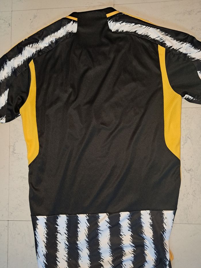 Maillot Juventus - photo numéro 2