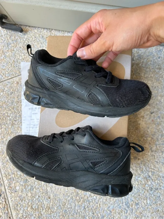 Chaussures Baskets enfant Asics Gel quantum 90 IV PS noires - photo numéro 2