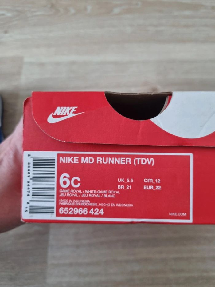 Baskets Nike 22 - photo numéro 5