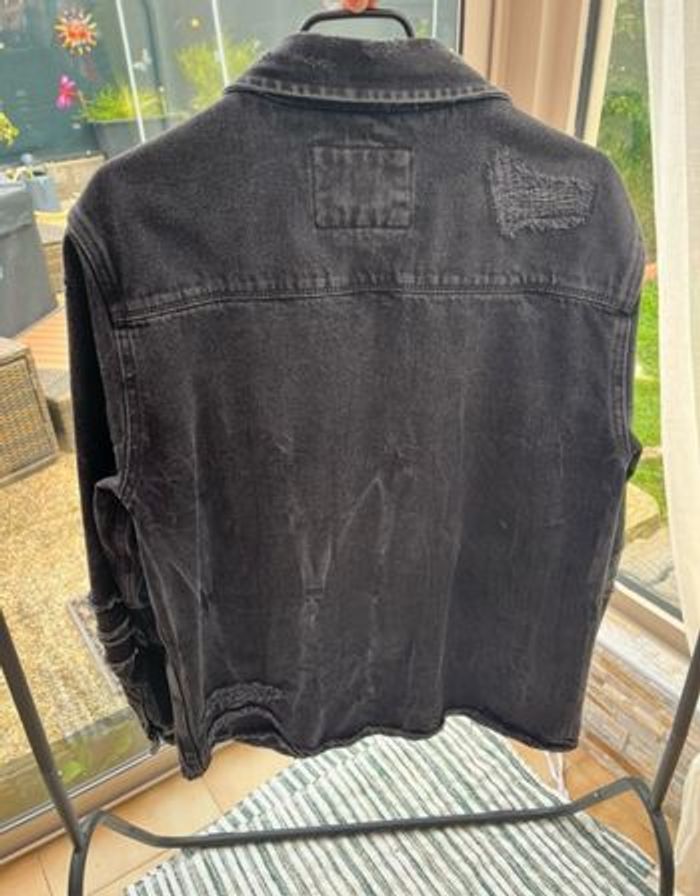 Veste en jeans délavé et troué noire - photo numéro 3