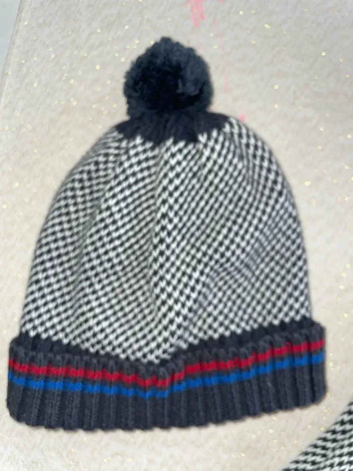 Lot bonnet et écharpe assortis - photo numéro 2