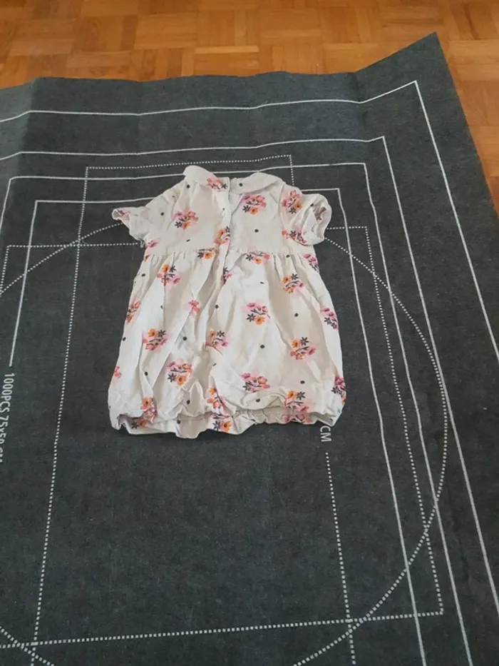 Robe 12mois - photo numéro 4