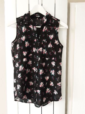 Jolie chemise légère fleurie