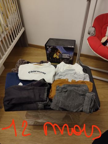 Lots de vêtements 12 mois
