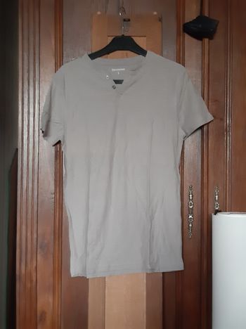 Tee-shirt