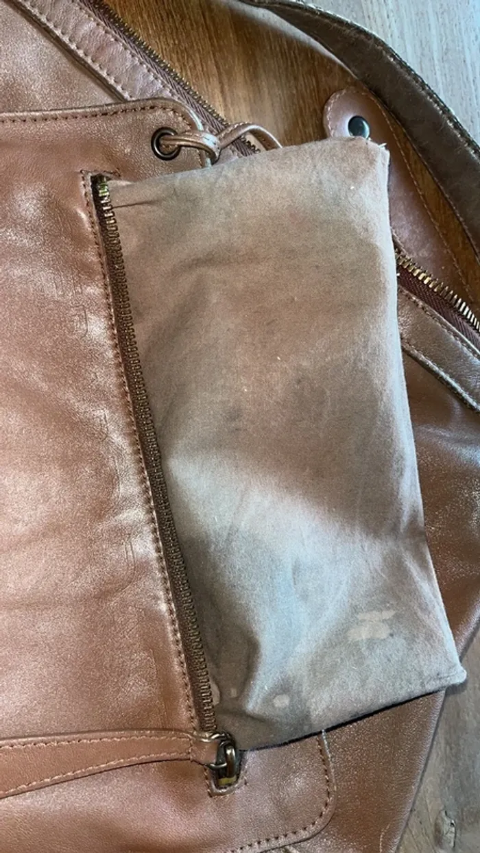 Sac Gérard Darel marron avec petit sac assortie - photo numéro 20