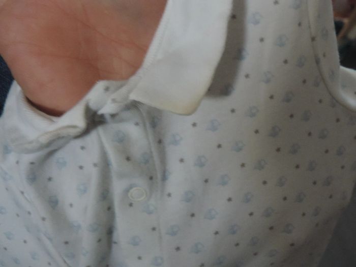 pyjama petit bateau taille 6 mois ATTention voir photo tache au niveau du col - photo numéro 4